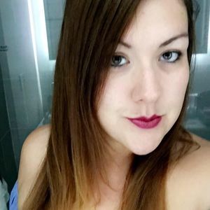 Meet your Posher, Adriana